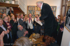 Jan Decleir tijsens de opening-speach in boekhandel Demian 2010